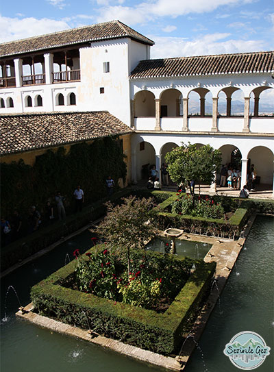 El Hamra Sarayı-Granada