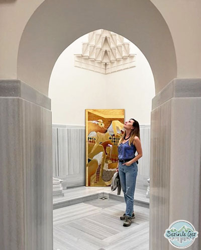 Zeyrek Çinili Hamam